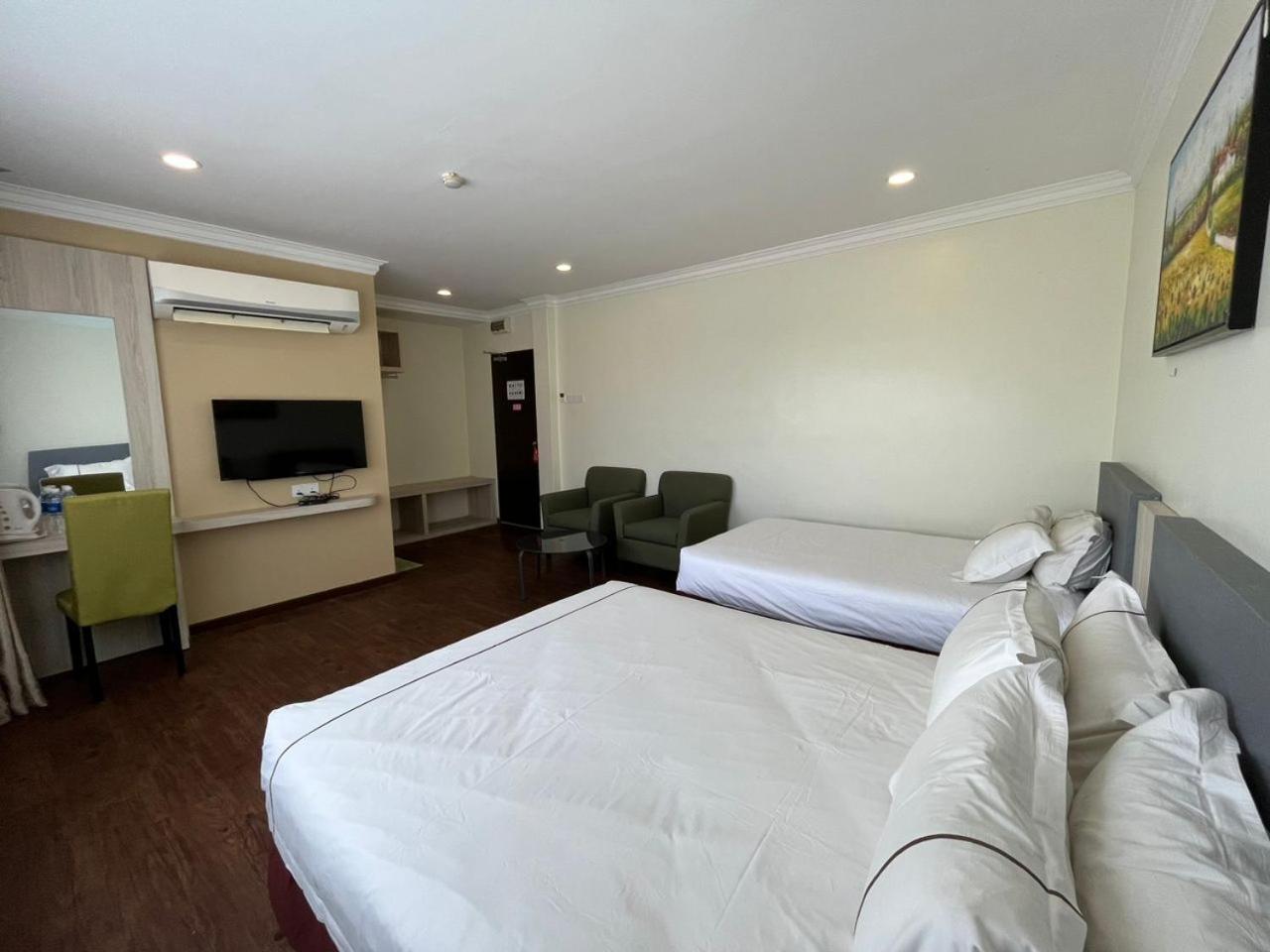 Angsoka Hotel Teluk Intan Ngoại thất bức ảnh
