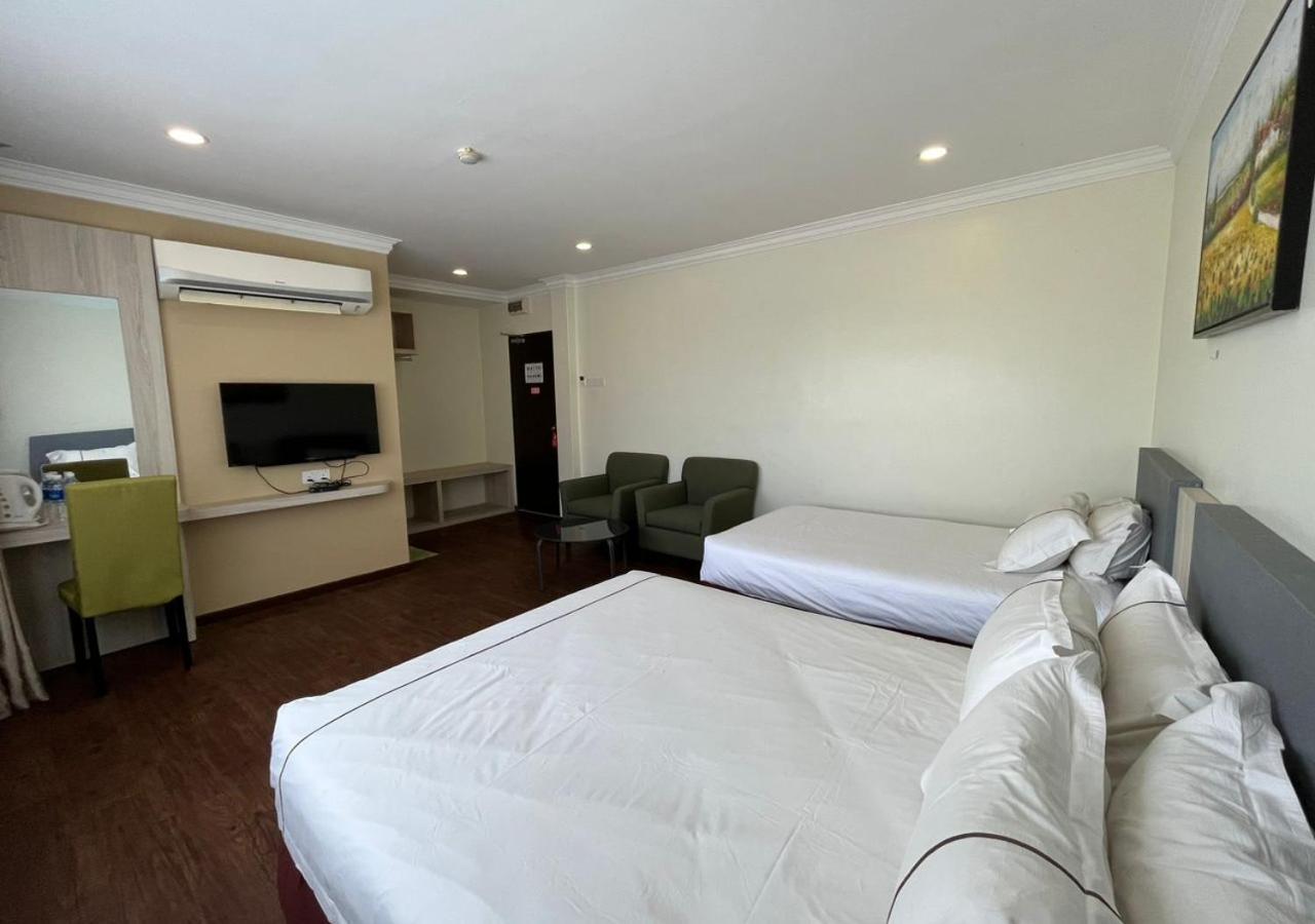 Angsoka Hotel Teluk Intan Ngoại thất bức ảnh