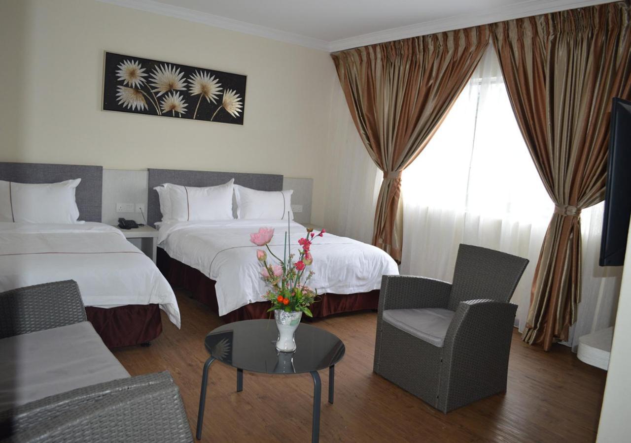 Angsoka Hotel Teluk Intan Ngoại thất bức ảnh